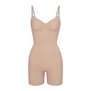 Skims NEW Seamless Sculpt MID THIGH BODYSUIT in Mica Size L/XL